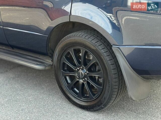 Синій Ленд Ровер Рендж Ровер, об'ємом двигуна 4.37 л та пробігом 394 тис. км за 19900 $, фото 6 на Automoto.ua