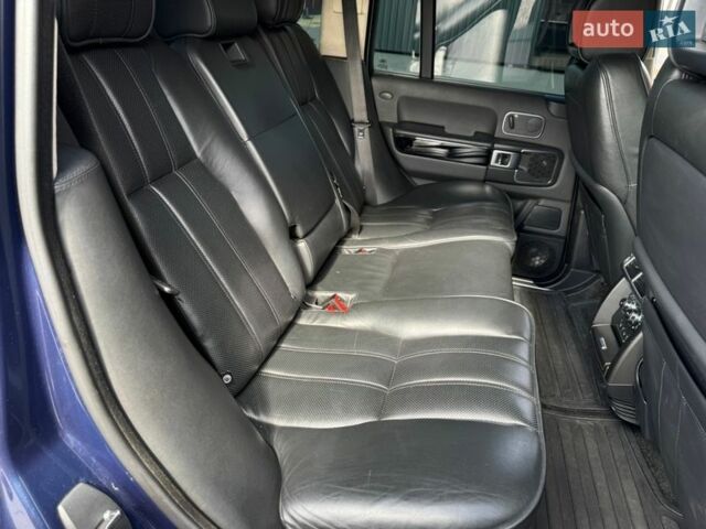 Синій Ленд Ровер Рендж Ровер, об'ємом двигуна 4.37 л та пробігом 394 тис. км за 19900 $, фото 18 на Automoto.ua