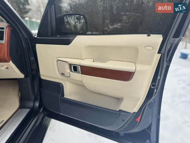 Синий Ленд Ровер Рендж Ровер, объемом двигателя 5 л и пробегом 192 тыс. км за 12700 $, фото 38 на Automoto.ua