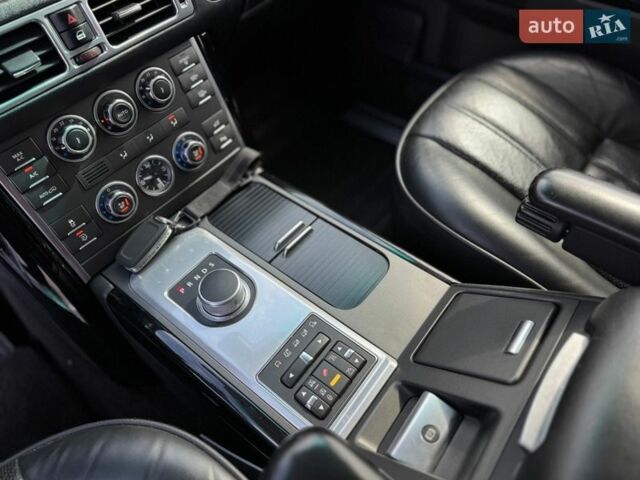 Синій Ленд Ровер Рендж Ровер, об'ємом двигуна 4.37 л та пробігом 394 тис. км за 19900 $, фото 14 на Automoto.ua