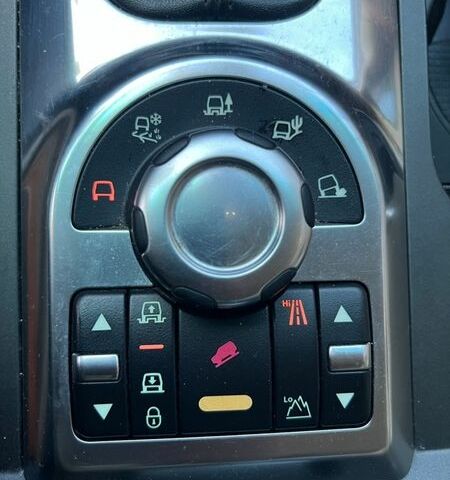 Синій Ленд Ровер Рендж Ровер, об'ємом двигуна 5 л та пробігом 194 тис. км за 13300 $, фото 30 на Automoto.ua