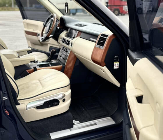 Ленд Ровер Рендж Ровер 2012 у Києві на Automoto.ua Синій Ленд Ровер Рендж Ровер, об'ємом двигуна 5 л та пробігом 245 тис. км за 10000 $, фото 25 на Automoto.ua