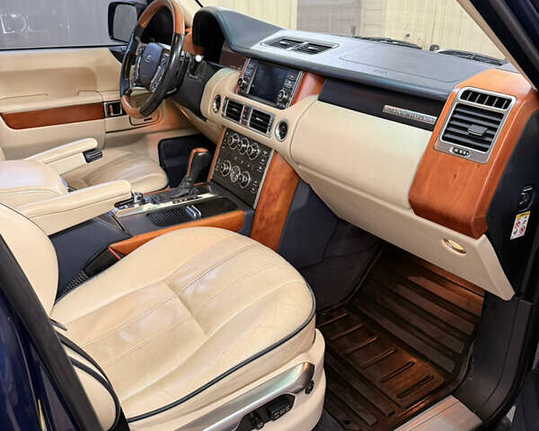 Ленд Ровер Рендж Ровер 2012 у Києві на Automoto.ua Синій Ленд Ровер Рендж Ровер, об'ємом двигуна 5 л та пробігом 245 тис. км за 10000 $, фото 22 на Automoto.ua