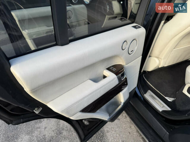 Синій Ленд Ровер Рендж Ровер, об'ємом двигуна 4.4 л та пробігом 195 тис. км за 32900 $, фото 55 на Automoto.ua