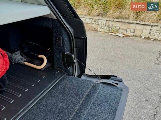 Синій Ленд Ровер Рендж Ровер, об'ємом двигуна 4.37 л та пробігом 157 тис. км за 45000 $, фото 16 на Automoto.ua