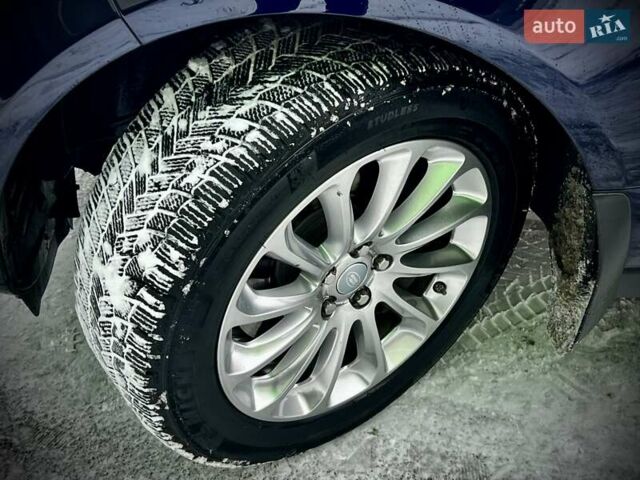 Синий Ленд Ровер Рендж Ровер, объемом двигателя 4.37 л и пробегом 247 тыс. км за 41500 $, фото 12 на Automoto.ua