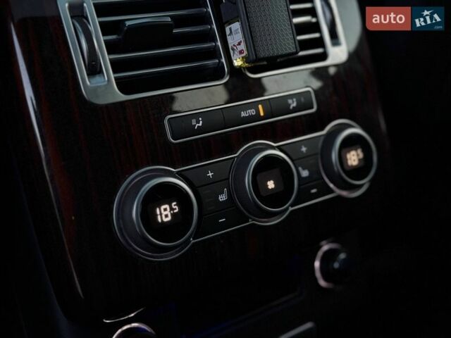 Синий Ленд Ровер Рендж Ровер, объемом двигателя 3 л и пробегом 181 тыс. км за 28600 $, фото 12 на Automoto.ua