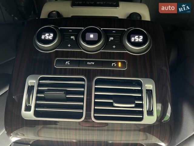 Синий Ленд Ровер Рендж Ровер, объемом двигателя 4.37 л и пробегом 247 тыс. км за 41500 $, фото 47 на Automoto.ua