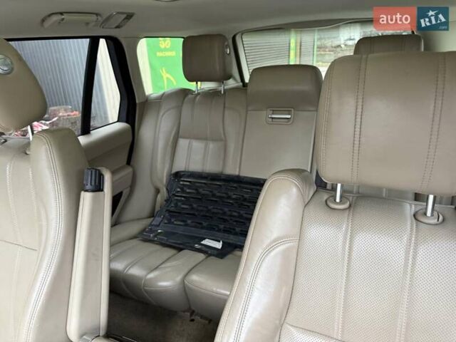 Синій Ленд Ровер Рендж Ровер, об'ємом двигуна 3 л та пробігом 130 тис. км за 17500 $, фото 6 на Automoto.ua