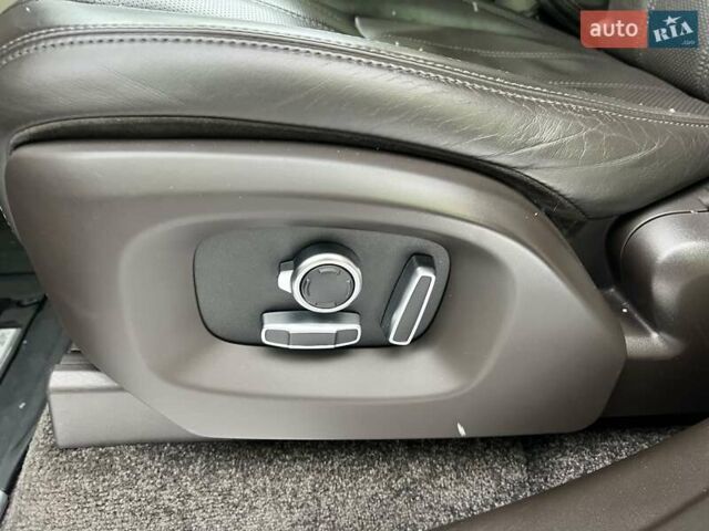 Синий Ленд Ровер Рендж Ровер, объемом двигателя 4.37 л и пробегом 247 тыс. км за 41500 $, фото 31 на Automoto.ua