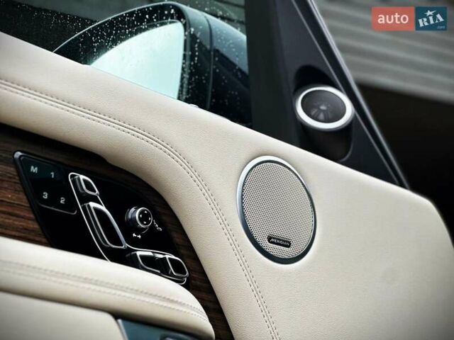 Синій Ленд Ровер Рендж Ровер, об'ємом двигуна 4.37 л та пробігом 197 тис. км за 53500 $, фото 27 на Automoto.ua