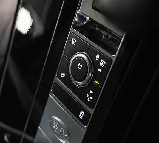 Синий Ленд Ровер Рендж Ровер, объемом двигателя 5 л и пробегом 140 тыс. км за 63000 $, фото 30 на Automoto.ua