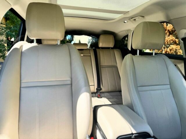 Синий Ленд Ровер Рендж Ровер, объемом двигателя 2 л и пробегом 145 тыс. км за 31400 $, фото 3 на Automoto.ua