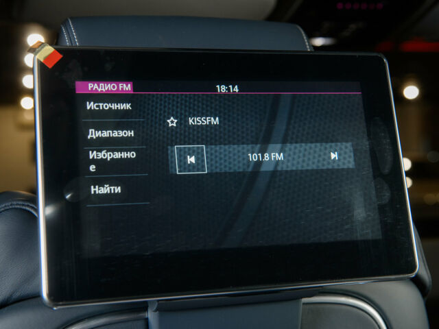 Синій Ленд Ровер Рендж Ровер, об'ємом двигуна 4.4 л та пробігом 2 тис. км за 155000 $, фото 42 на Automoto.ua