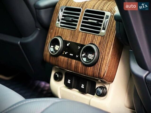 Синій Ленд Ровер Рендж Ровер, об'ємом двигуна 4.37 л та пробігом 197 тис. км за 51900 $, фото 35 на Automoto.ua