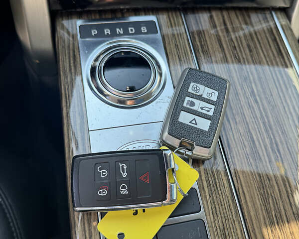 Ленд Ровер Рендж Ровер 2018 у Львові на Automoto.ua Синій Ленд Ровер Рендж Ровер, об'ємом двигуна 3 л та пробігом 130 тис. км за 44400 $, фото 11 на Automoto.ua