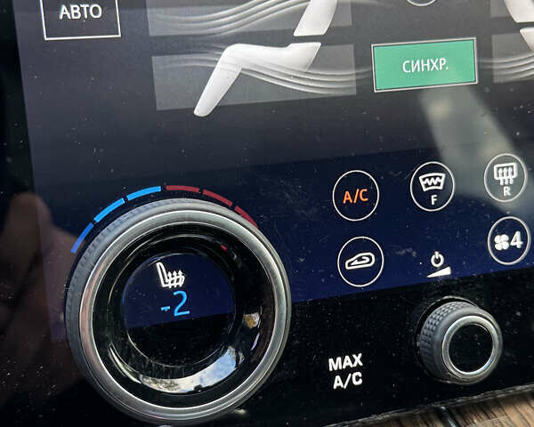 Ленд Ровер Рендж Ровер 2018 у Львові на Automoto.ua Синій Ленд Ровер Рендж Ровер, об'ємом двигуна 3 л та пробігом 130 тис. км за 44400 $, фото 21 на Automoto.ua