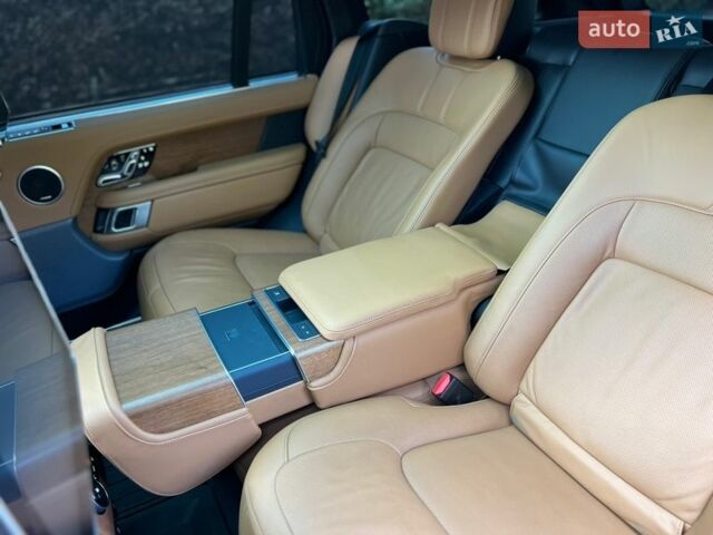 Синій Ленд Ровер Рендж Ровер, об'ємом двигуна 4.37 л та пробігом 118 тис. км за 75000 $, фото 65 на Automoto.ua