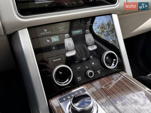 Ленд Ровер Рендж Ровер 2019 в Киеве на Automoto.ua Синий Ленд Ровер Рендж Ровер, объемом двигателя 5 л и пробегом 87 тыс. км за 63500 $, фото 20 на Automoto.ua