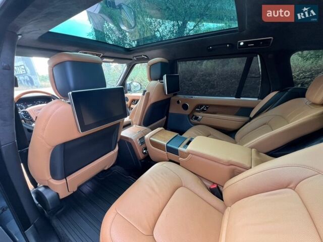 Синій Ленд Ровер Рендж Ровер, об'ємом двигуна 4.37 л та пробігом 118 тис. км за 75000 $, фото 62 на Automoto.ua