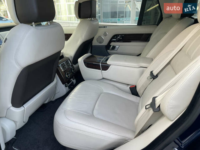 Синій Ленд Ровер Рендж Ровер, об'ємом двигуна 3 л та пробігом 59 тис. км за 79000 $, фото 30 на Automoto.ua