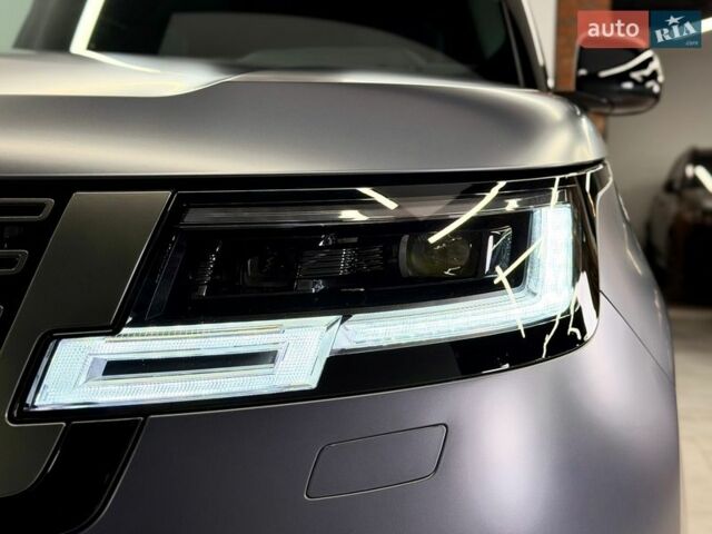 Синій Ленд Ровер Рендж Ровер, об'ємом двигуна 3 л та пробігом 32 тис. км за 191500 $, фото 18 на Automoto.ua