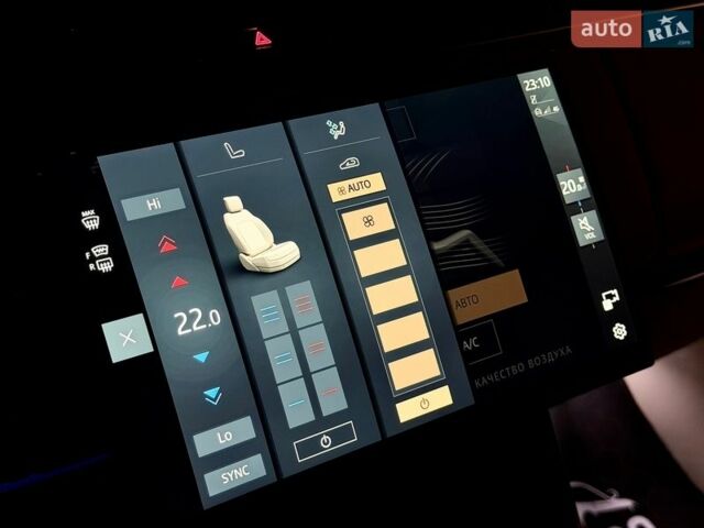 Синій Ленд Ровер Рендж Ровер, об'ємом двигуна 3 л та пробігом 32 тис. км за 191500 $, фото 44 на Automoto.ua