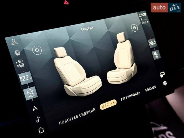 Синій Ленд Ровер Рендж Ровер, об'ємом двигуна 3 л та пробігом 32 тис. км за 193000 $, фото 43 на Automoto.ua