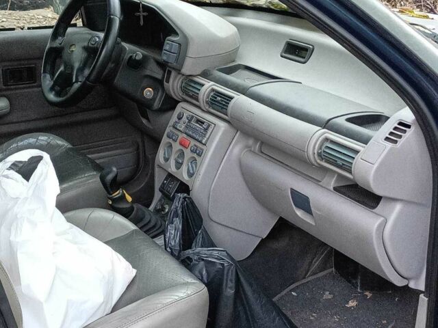 Зеленый Ленд Ровер Рендж Ровер, объемом двигателя 2 л и пробегом 3 тыс. км за 2000 $, фото 1 на Automoto.ua