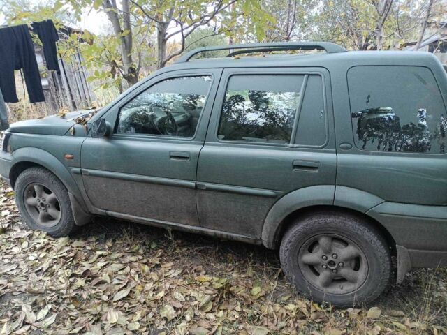 Зеленый Ленд Ровер Рендж Ровер, объемом двигателя 2 л и пробегом 3 тыс. км за 2000 $, фото 6 на Automoto.ua