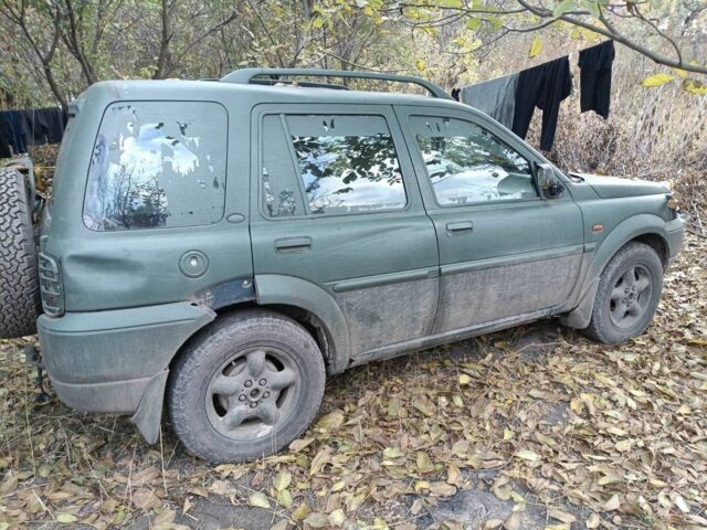 Зеленый Ленд Ровер Рендж Ровер, объемом двигателя 2 л и пробегом 3 тыс. км за 2000 $, фото 7 на Automoto.ua