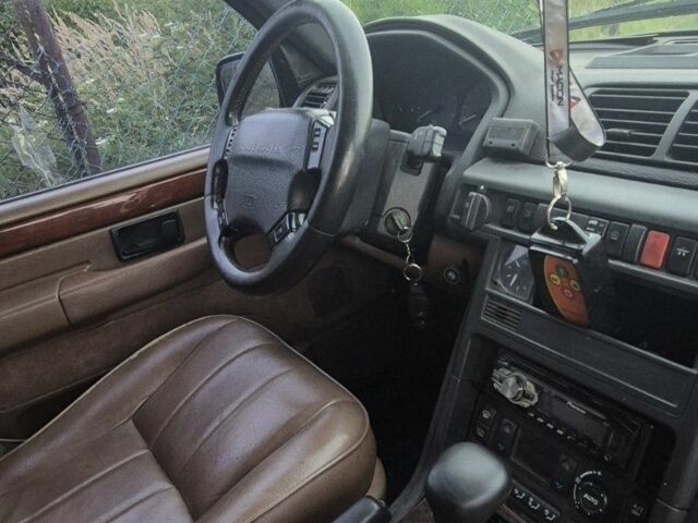 Зеленый Ленд Ровер Рендж Ровер, объемом двигателя 4 л и пробегом 876 тыс. км за 9000 $, фото 2 на Automoto.ua