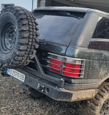 Зелений Ленд Ровер Рендж Ровер, об'ємом двигуна 4 л та пробігом 263 тис. км за 9000 $, фото 1 на Automoto.ua