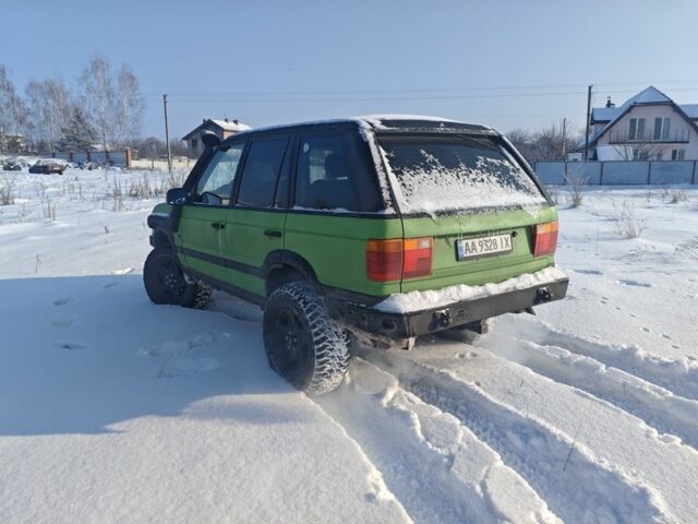 Зеленый Ленд Ровер Рендж Ровер, объемом двигателя 2.5 л и пробегом 200 тыс. км за 11500 $, фото 3 на Automoto.ua