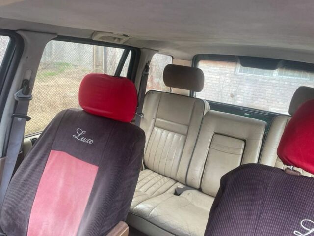 Зелений Ленд Ровер Рендж Ровер, об'ємом двигуна 2.5 л та пробігом 300 тис. км за 3000 $, фото 3 на Automoto.ua