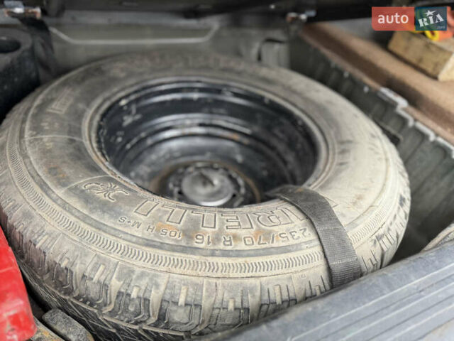 Зеленый Ленд Ровер Рендж Ровер, объемом двигателя 2.5 л и пробегом 387 тыс. км за 6700 $, фото 73 на Automoto.ua