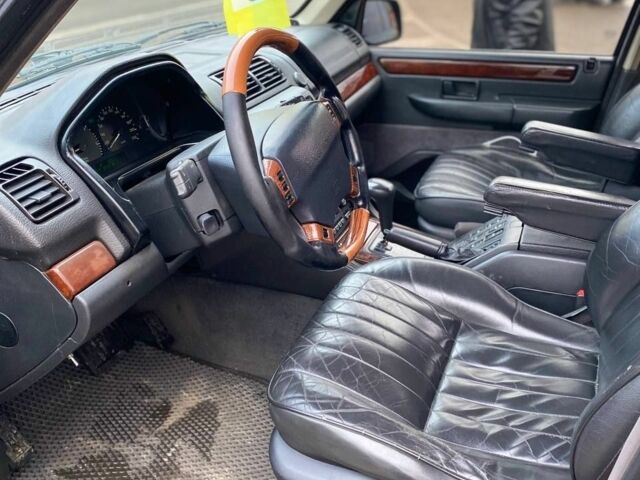 Зеленый Ленд Ровер Рендж Ровер, объемом двигателя 2.5 л и пробегом 350 тыс. км за 7000 $, фото 4 на Automoto.ua