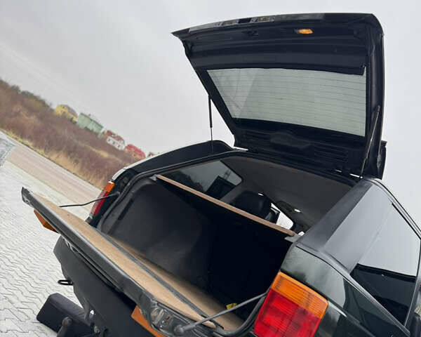 Зеленый Ленд Ровер Рендж Ровер, объемом двигателя 2.5 л и пробегом 387 тыс. км за 6700 $, фото 72 на Automoto.ua