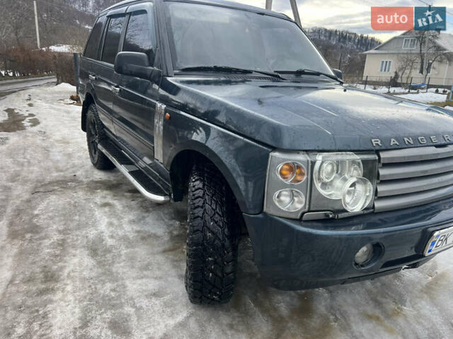 Зеленый Ленд Ровер Рендж Ровер, объемом двигателя 4.55 л и пробегом 400 тыс. км за 6000 $, фото 1 на Automoto.ua