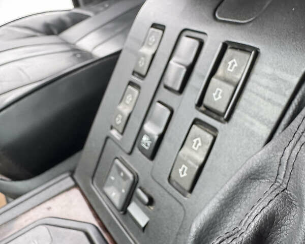 Зеленый Ленд Ровер Рендж Ровер, объемом двигателя 2.5 л и пробегом 387 тыс. км за 6700 $, фото 48 на Automoto.ua