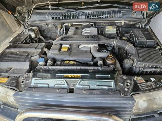 Зеленый Ленд Ровер Рендж Ровер, объемом двигателя 2.5 л и пробегом 228 тыс. км за 9999 $, фото 17 на Automoto.ua