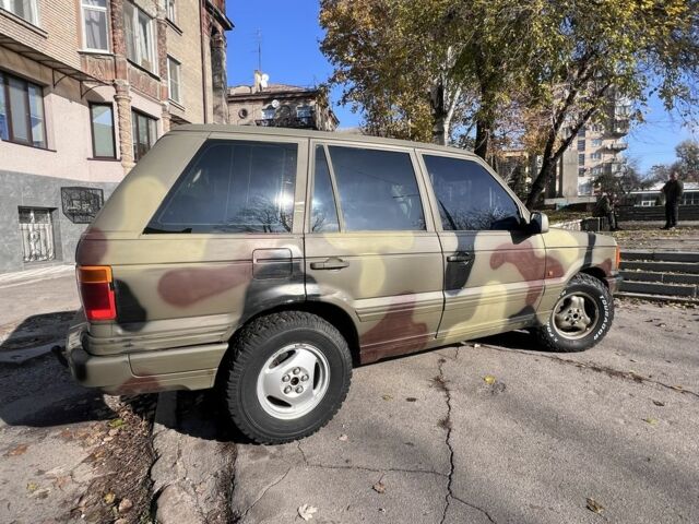 Зеленый Ленд Ровер Рендж Ровер, объемом двигателя 2.5 л и пробегом 282 тыс. км за 3500 $, фото 2 на Automoto.ua