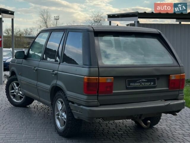 Зелений Ленд Ровер Рендж Ровер, об'ємом двигуна 3.95 л та пробігом 380 тис. км за 4800 $, фото 4 на Automoto.ua