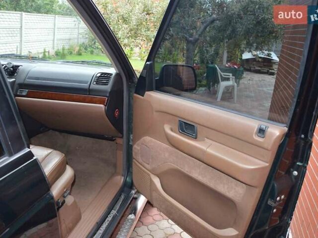 Зеленый Ленд Ровер Рендж Ровер, объемом двигателя 2.5 л и пробегом 228 тыс. км за 9999 $, фото 9 на Automoto.ua