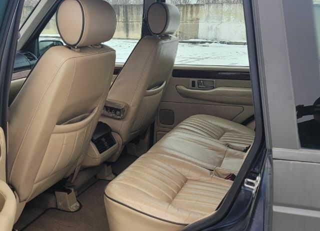 Зеленый Ленд Ровер Рендж Ровер, объемом двигателя 2.5 л и пробегом 245 тыс. км за 3000 $, фото 2 на Automoto.ua