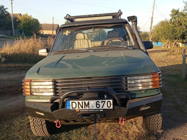 Зелений Ленд Ровер Рендж Ровер, об'ємом двигуна 0 л та пробігом 300 тис. км за 2800 $, фото 4 на Automoto.ua