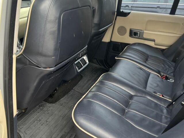 Зеленый Ленд Ровер Рендж Ровер, объемом двигателя 3 л и пробегом 3 тыс. км за 5000 $, фото 7 на Automoto.ua