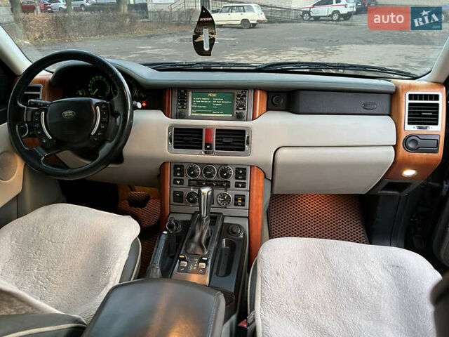 Зелений Ленд Ровер Рендж Ровер, об'ємом двигуна 2.9 л та пробігом 468 тис. км за 10500 $, фото 11 на Automoto.ua