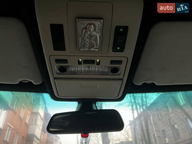 Зелений Ленд Ровер Рендж Ровер, об'ємом двигуна 2.9 л та пробігом 468 тис. км за 10500 $, фото 20 на Automoto.ua