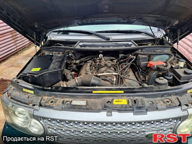 Зелений Ленд Ровер Рендж Ровер, об'ємом двигуна 4.4 л та пробігом 313 тис. км за 9500 $, фото 13 на Automoto.ua